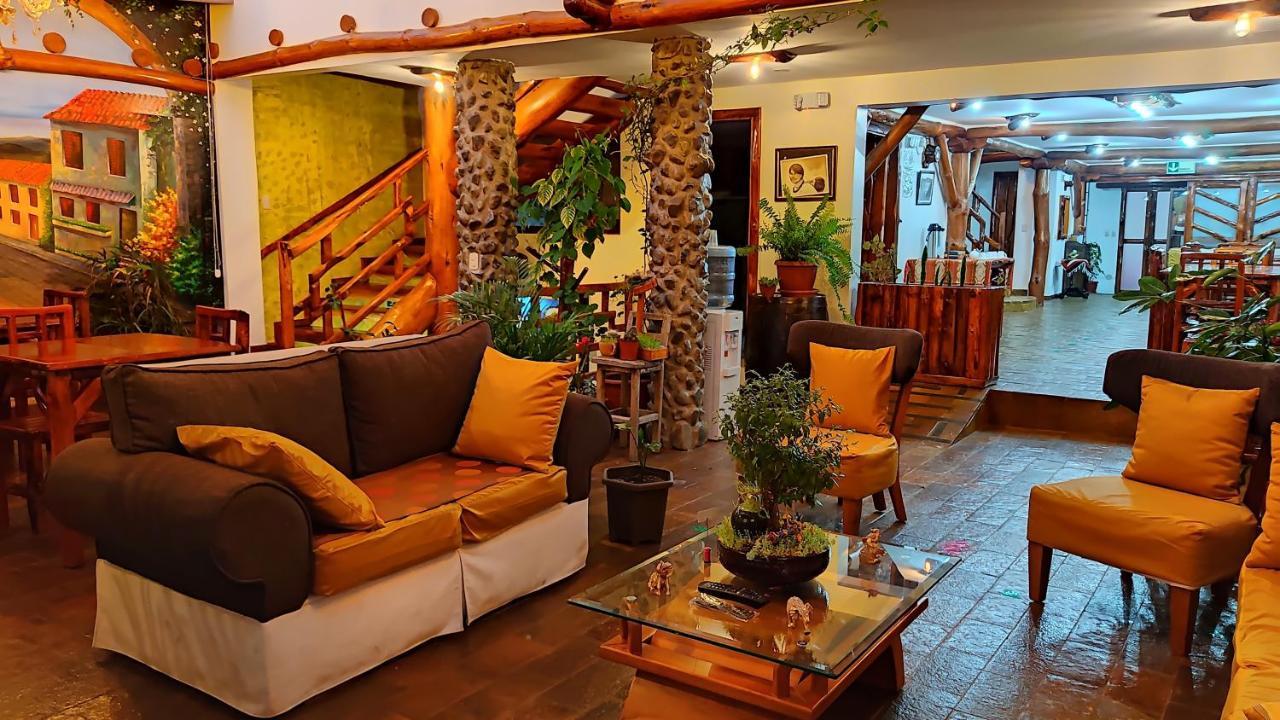 Hostal Huasicama Latacunga Exterior foto